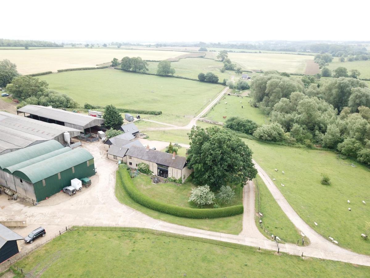 Weatherhead Farm Shepherds Hut Villa Buckingham Esterno foto