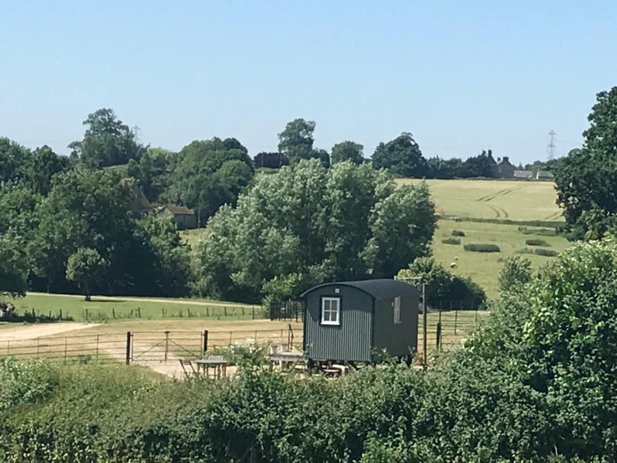 Weatherhead Farm Shepherds Hut Villa Buckingham Esterno foto